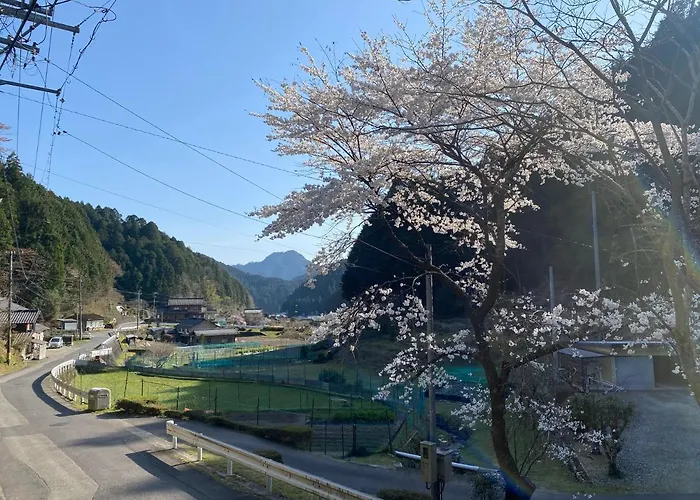 花緑里-Hanamidori-菅田ほたるの里 岐阜下呂関田園里山リゾート